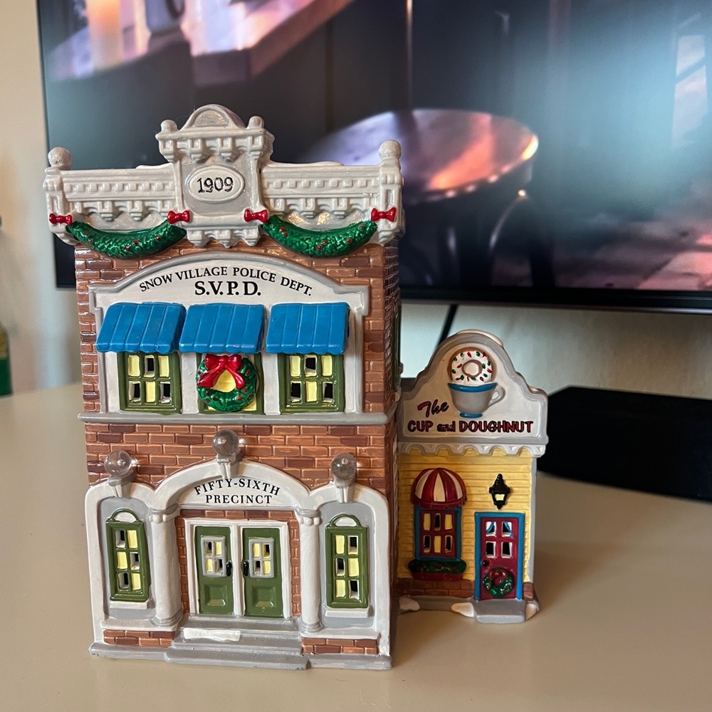 Department 56 Village Police Department